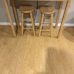Wooden Table With Barstools 