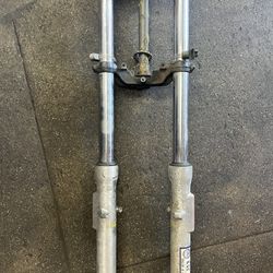VT700 Front end 1986 Honda Complete 51500.MK7.671