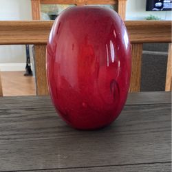 Red Glass Vase 8’