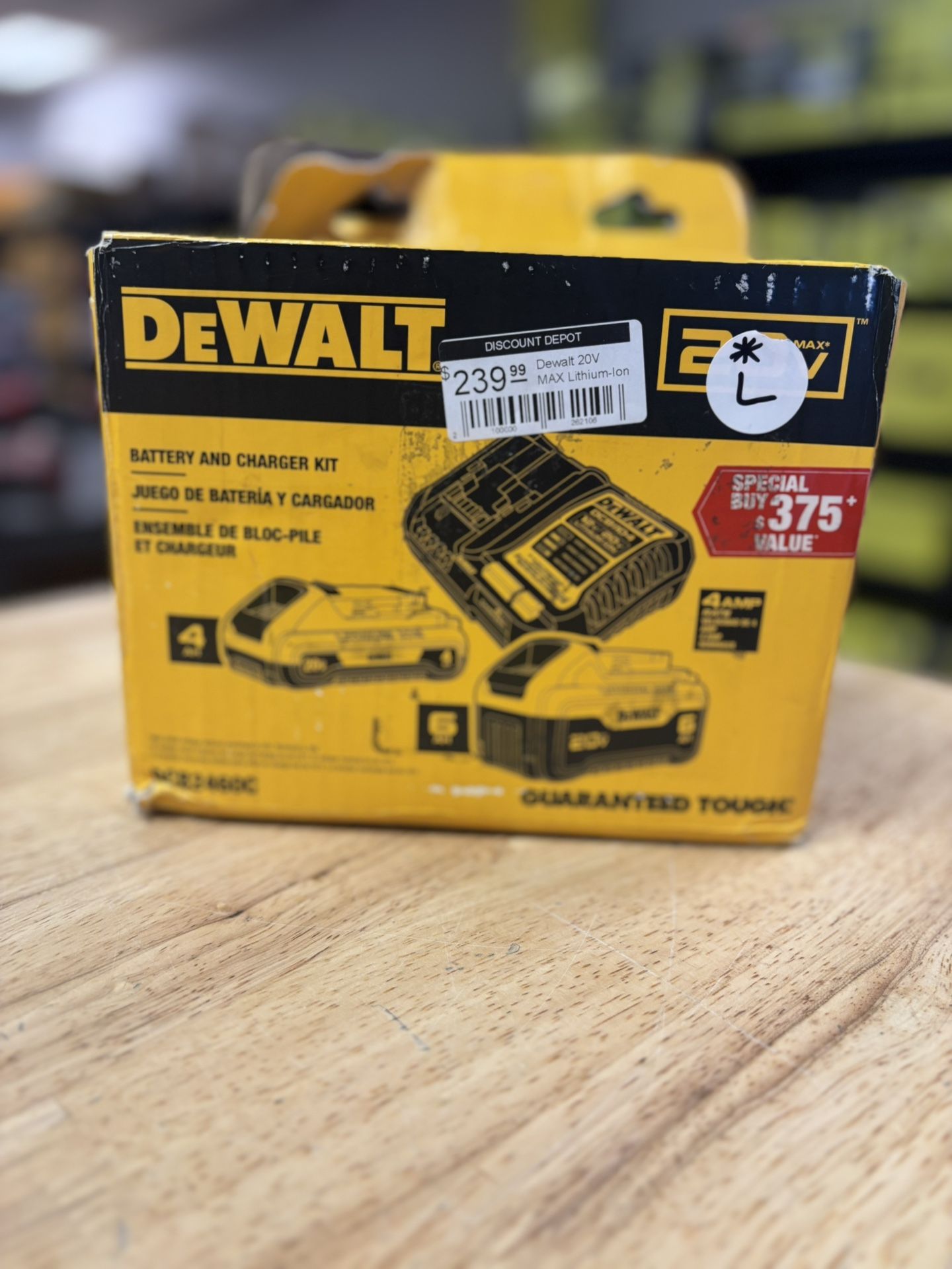 20V MAX Lithium-Ion 6.0Ah and 4.0Ah Battery and Charger Starter Kit