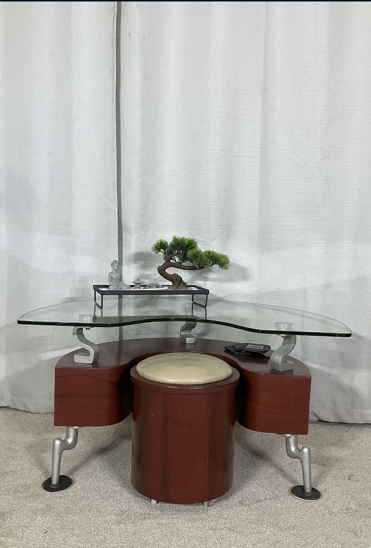 Coffee Table With Pull Out Stool / Cocktail Table