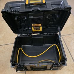 Dewalt Toughsystem 2.0 Charger Box