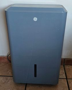 GE PORTABLE DEHUMIDIFIER.....50 PINTS PER DAY....$ 180
