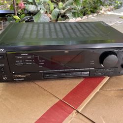 Sony STR-D450Z STEREO RECEIVER LIKE NEW