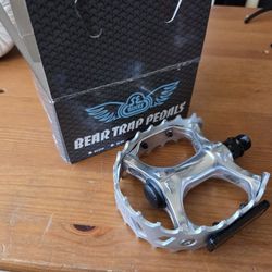 SE Beartrap Pedal