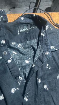 Palm tree button up