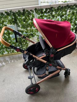 Two-piece baby stroller—very clean and free of any breakage.