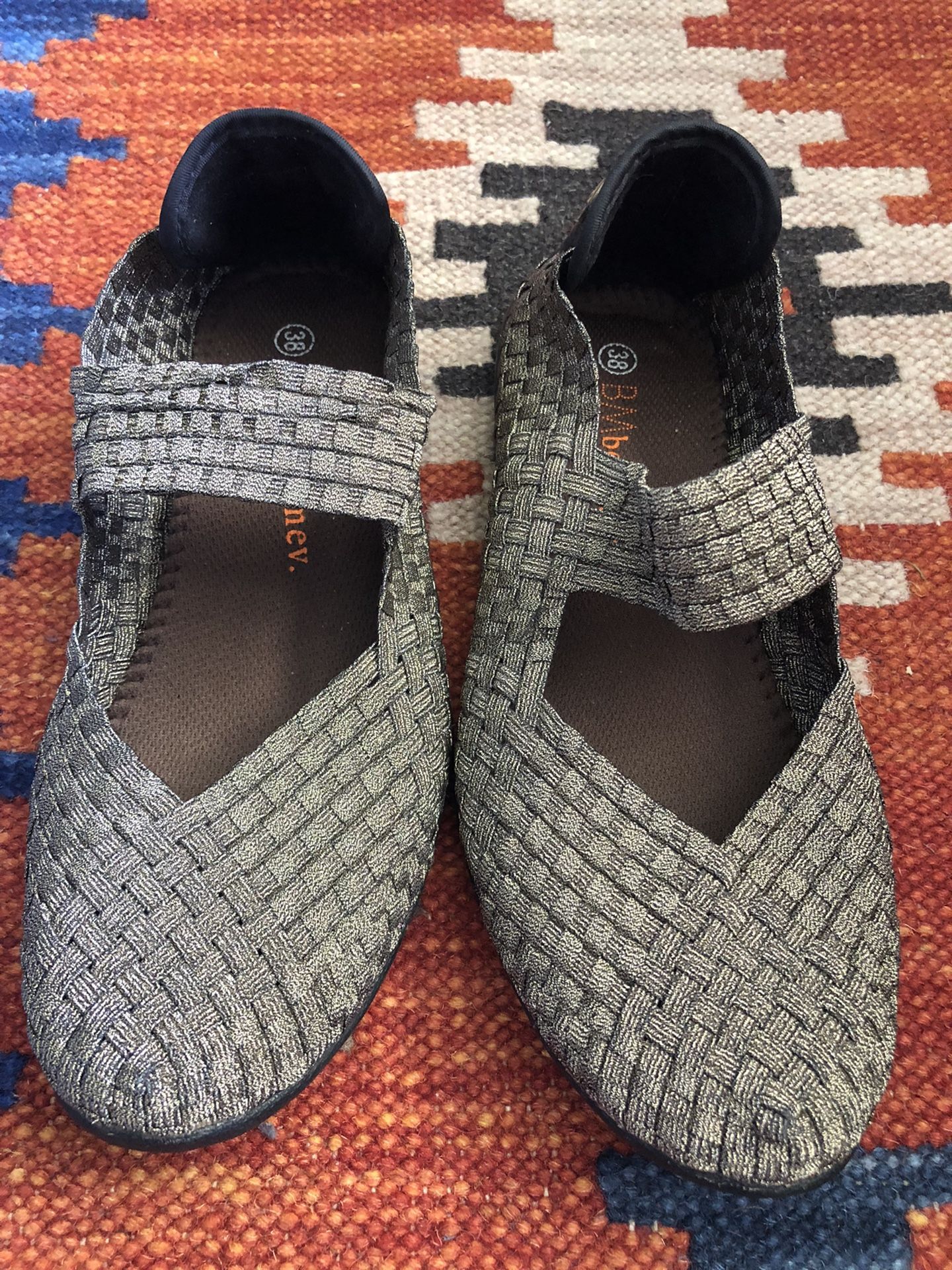 Bernie Mev Women's Catwalk Ballet Flat 8us/38 Eur