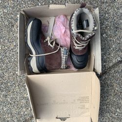 North Face Women’s Boots Size 8.5