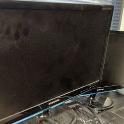 Dual Samsung PC Monitors 22.5"