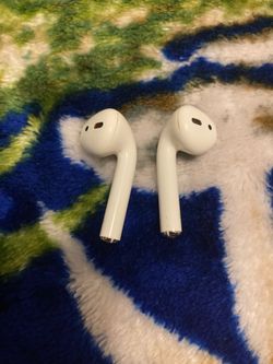 Air pod gen one buds