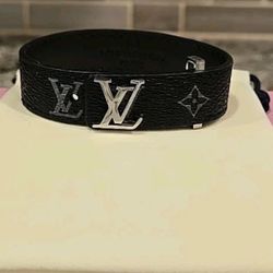 lv slim bracelet 