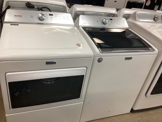 Maytag Bravos XL 5.3 cu.ft. Top Load Washer and 7.5 cu.ft. Vented Electric Dryer Set