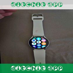 Galaxy Watch 6 Classic - Elegant Design Meets Innovation across rich