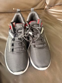 Everlast Black Low-Top Sneakers
