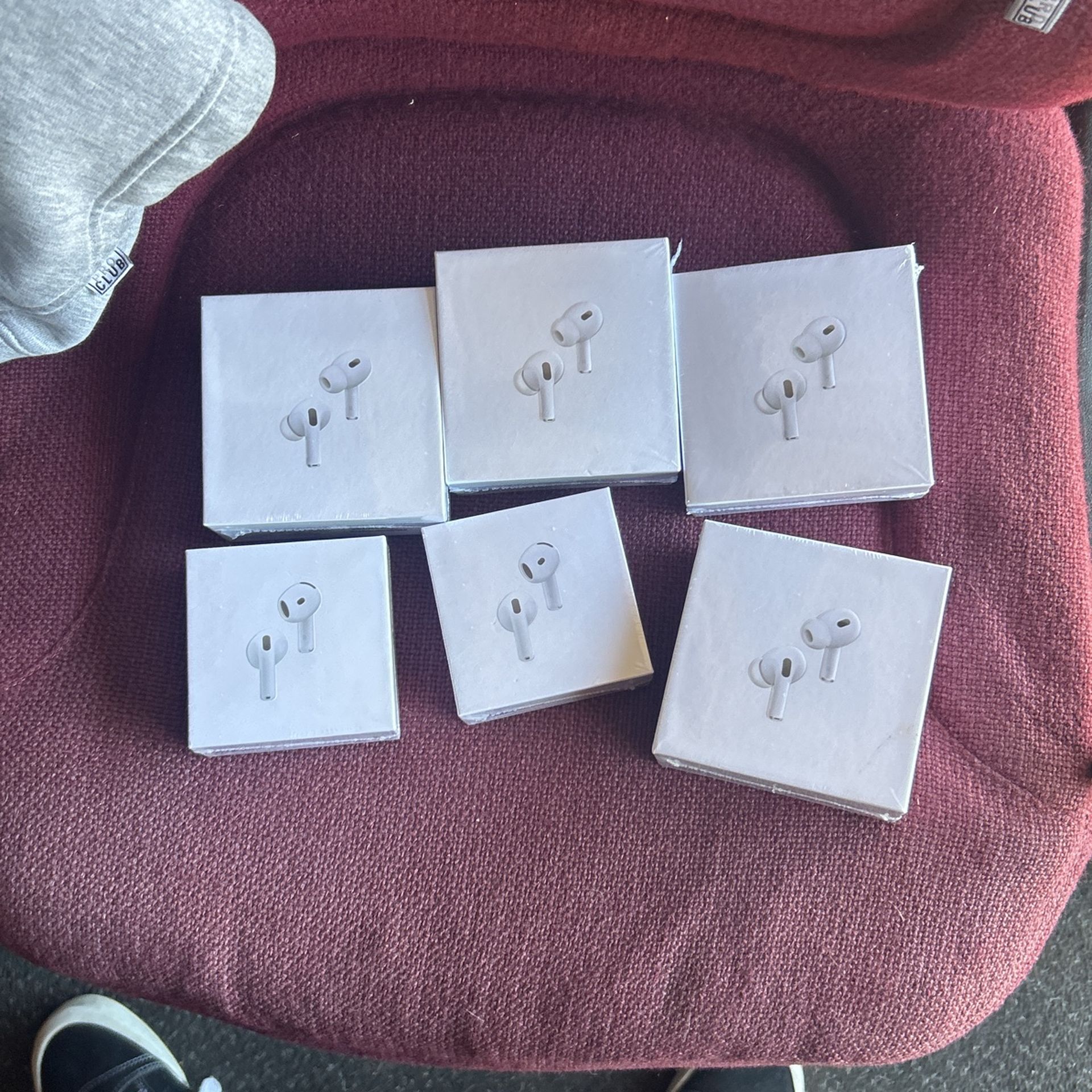 AirPods