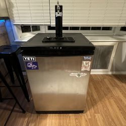 Danby  Kegerator 