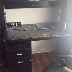 Desk With Upper Storage 