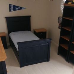  Bedroom Furniture Set -  Eight Pieces - Cafe Kid From Costco