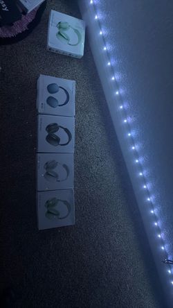 Selling blissy sleep mask, comfy headphones/cases for headphones and stainless steal water cups