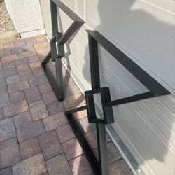 Metal Legs for Table , only legs for sale , in great condition 