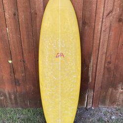 5’8” Hanel Quad Surfboard