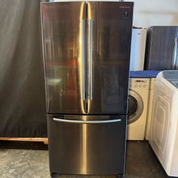 SAMSUNG Counter Depth 18 cu. ft. French 3 Door Refrigerator Very Clean and Excellent Condition