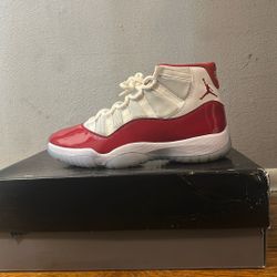 Jordan 11 Retro-NEW (Cherry Reds)