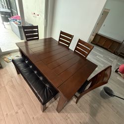 Kitchen table