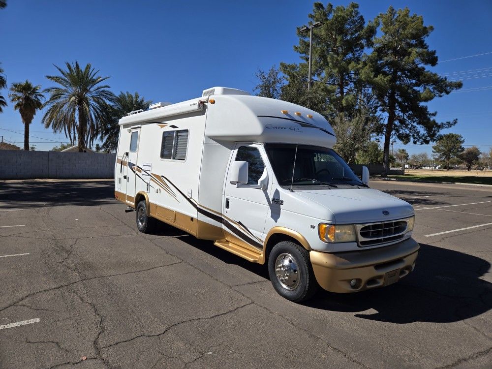 2003 Carri-go Dynamax