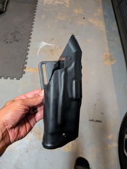 Safariland Glock light Holster