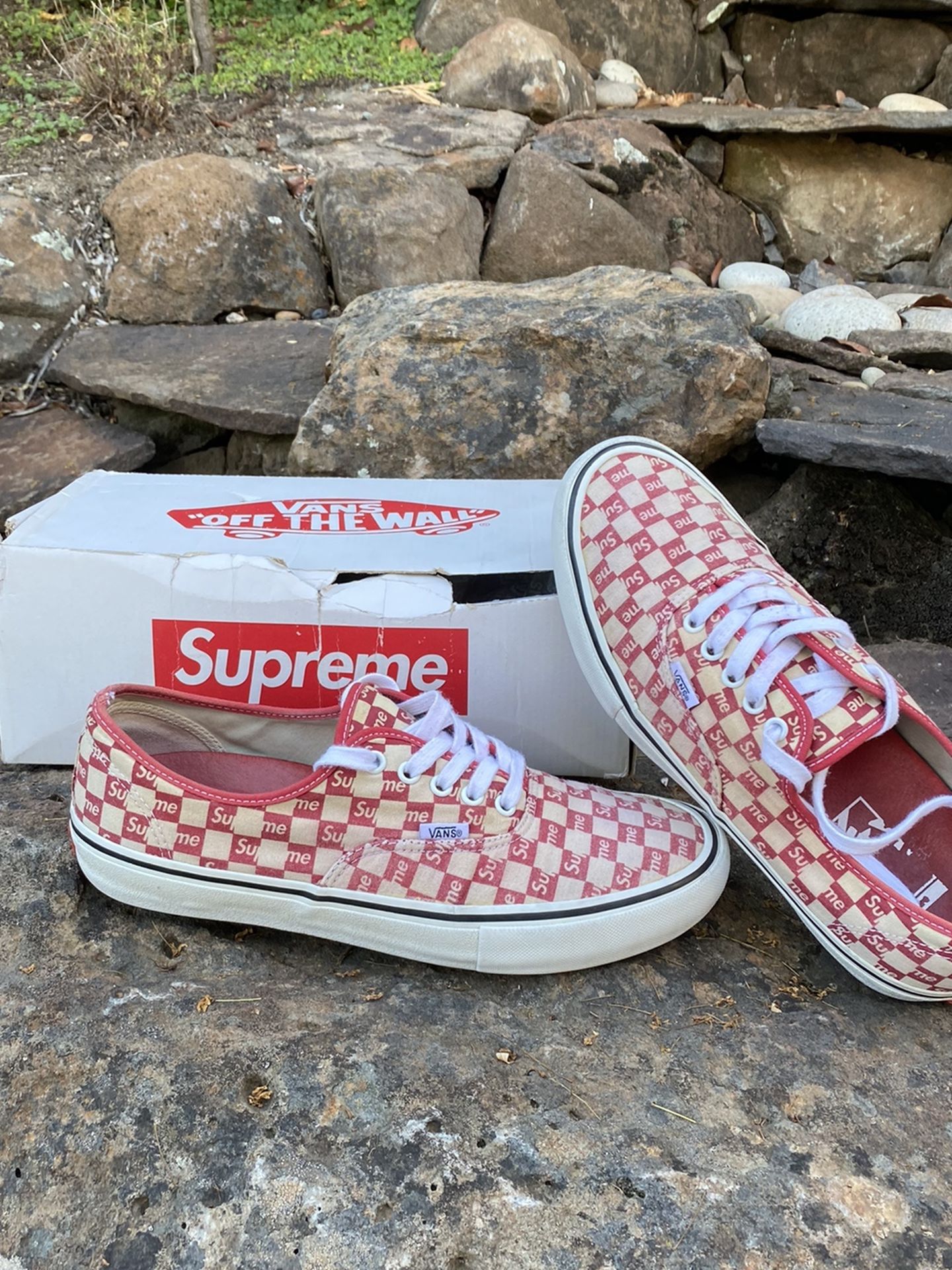 Supreme/Vans Checkered Authentic Size 10.5