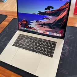 Apple MacBook Pro 15” 2019 TouchBar 6-CORE i7 32GB RAM 1TB SSD Fully Functional!!!!