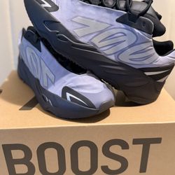 Adidas Yeezy Boost 700 MNVN  ‘Geode’ 
