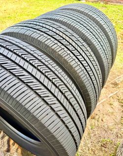 265-60-20 Yokohoma Sport tires