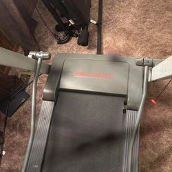 Pro-form 2.5 HP  Crosswalk Sport Treadmill With Incline 