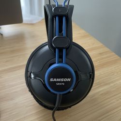 Samson SR970 Wired Headphones | Blue