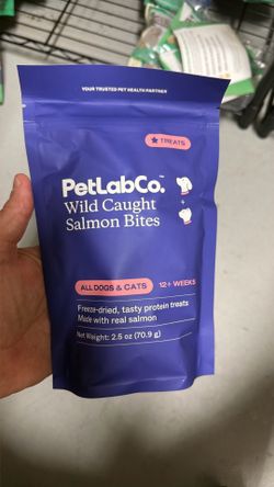 Petlabco wild caught salmon bites