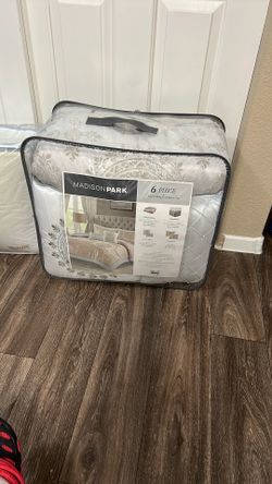 King Comforter Set