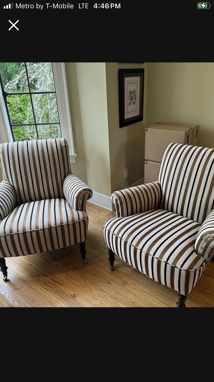 CHARMING ELEGANT PAIR OF CHAIRS 🌸