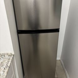 Small Stainless Steel Refrigerator 