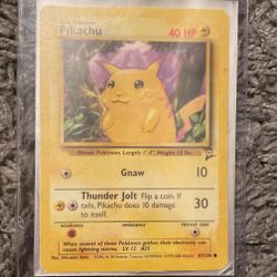 Pokémon Pikachu 2nd Generation Regular + Ball