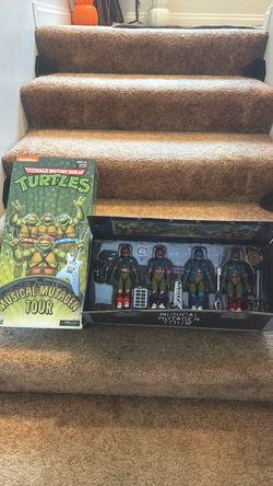 Neca TMNT “Musical Mutagen Tour”
