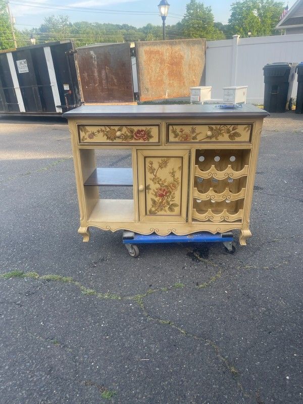 China Cabinet/Wine Rack