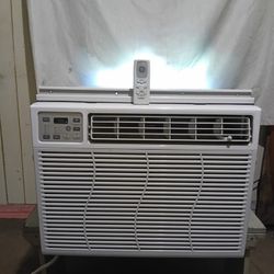 NEW - 18,000 btu G.E. with Remote Air Conditioner 