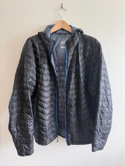 XL TL North face down hoodie
