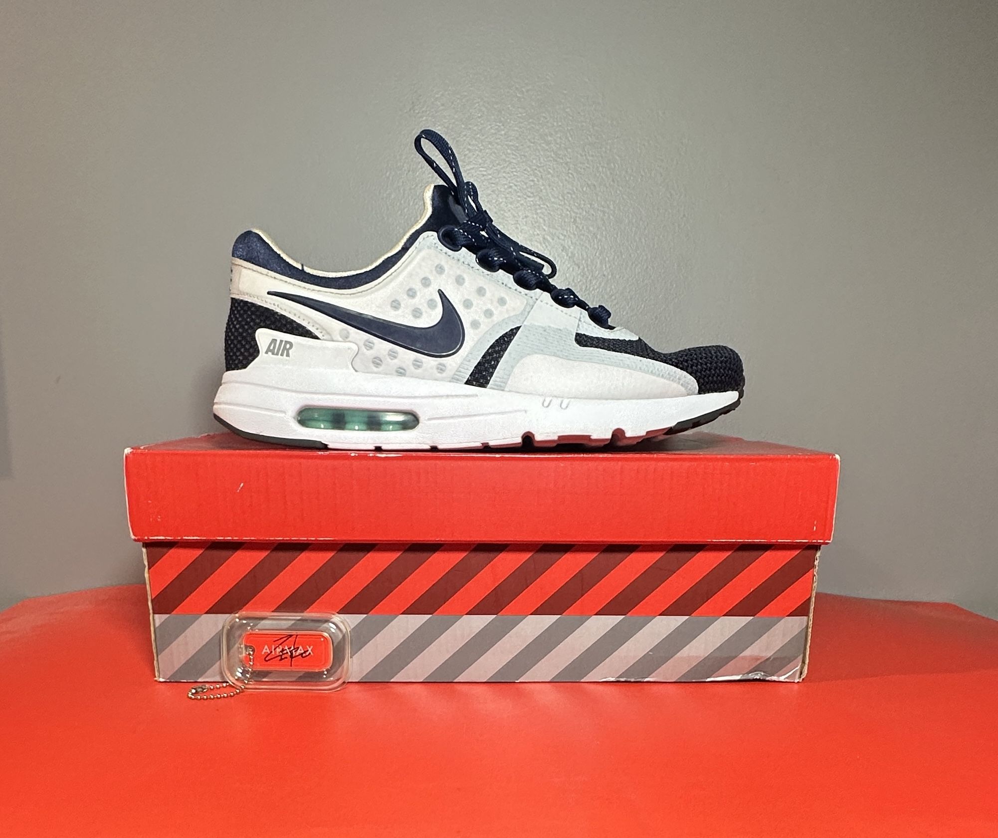 Size Nike Air Max Zero OG Air Max Day