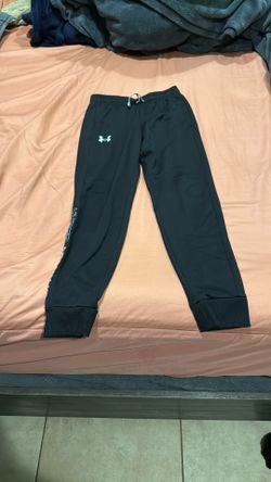 Kids Warmups Under Armour Size YSM