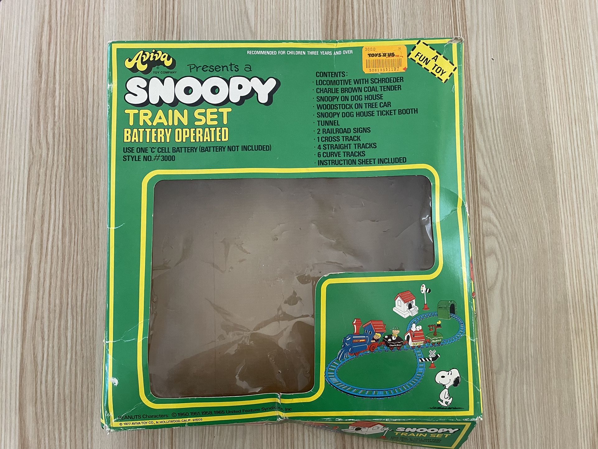 Vintage SNOOPY TRAIN SET by Aviva for Sale in Yucca Valley, CA