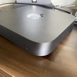 Mac mini (2018)